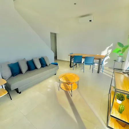 Апартаменты Luxury Penthouse Poseidon -