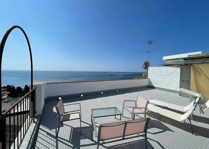 Luxury Penthouse Poseidon - * Санремо